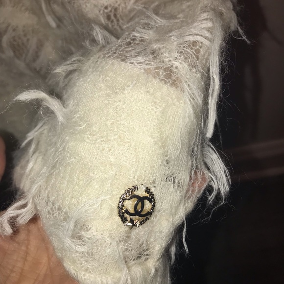 CHANEL RUNWAY 2 PIECE SKIRT AND JACKET FR38 - Picture 5 of 10